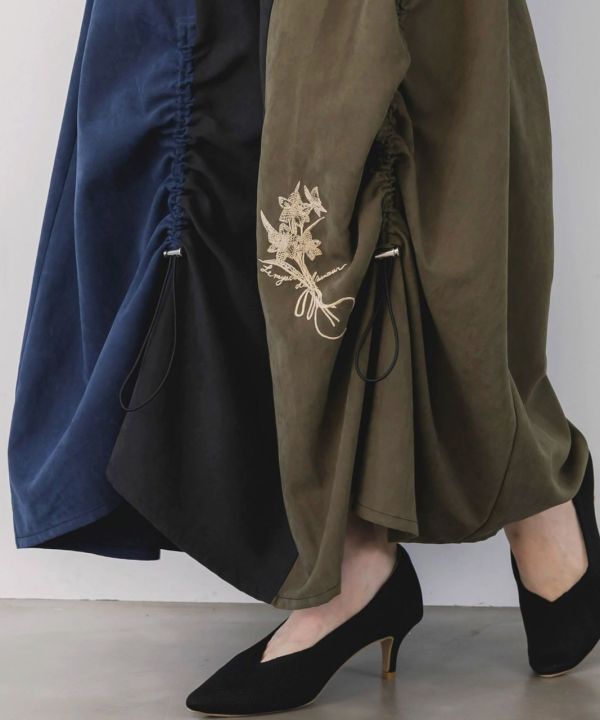 三色抽繩造型裙 