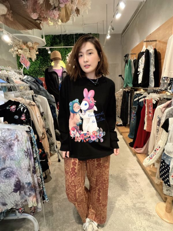 滿版圖騰針織寬褲 