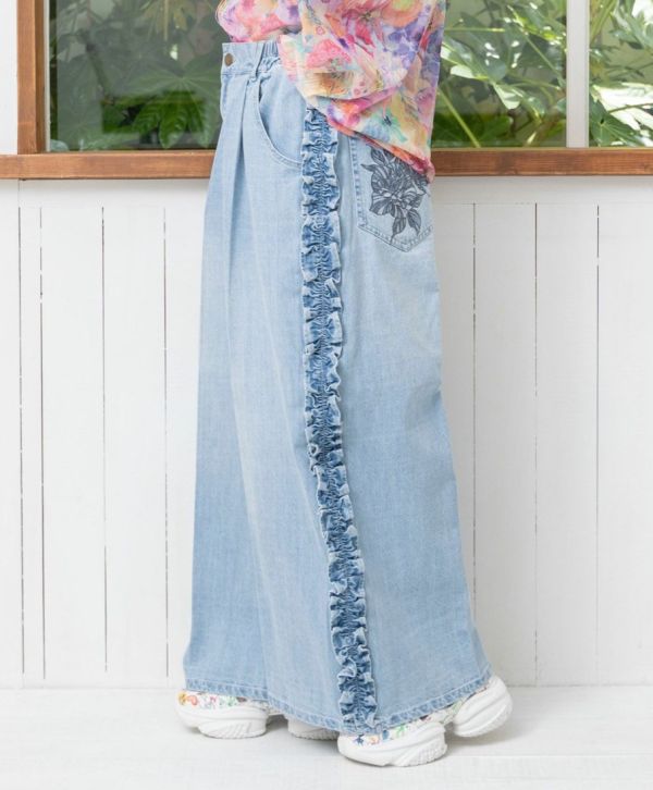 朵朵花邊拼接牛仔褲 
