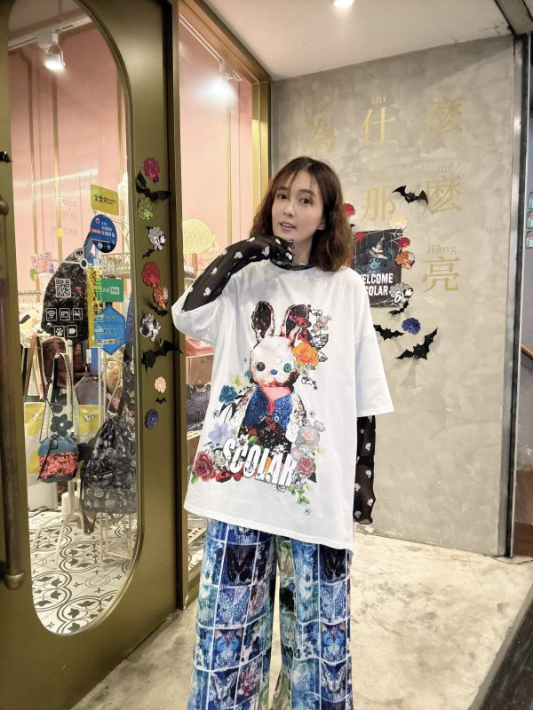 假兩件拼袖兔兔上衣 