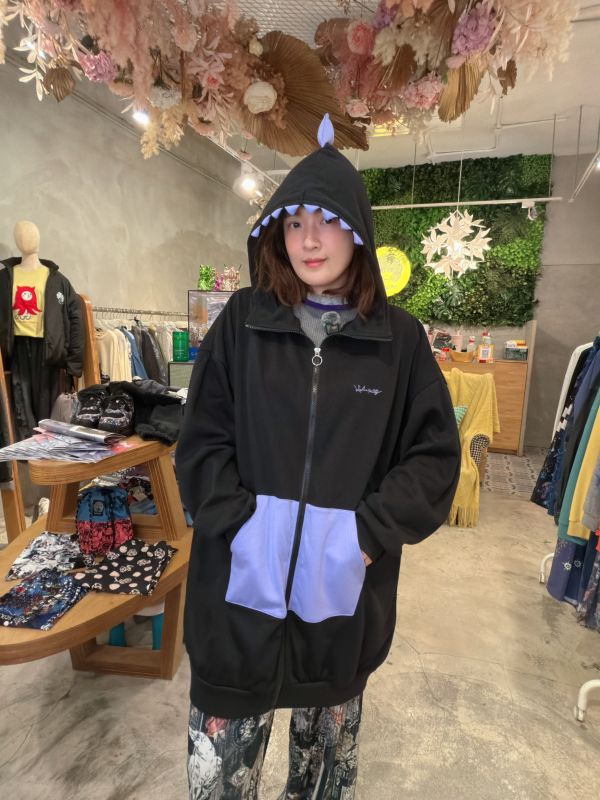 小惡魔鯊魚造型外套 