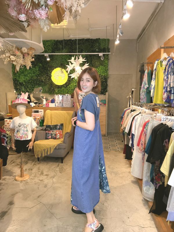 插畫拼接細肩帶洋裝 