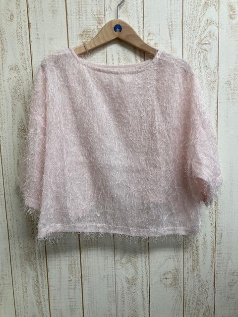 蝴蝶背心洋裝＆羽毛外上衣 