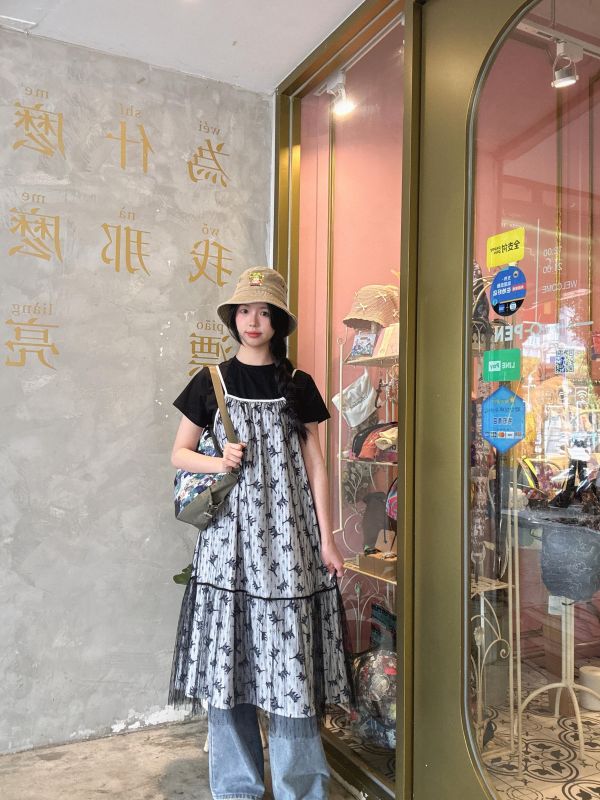 細肩帶拼紗背心 
