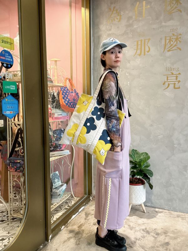 花朵貓咪帆布托特包 