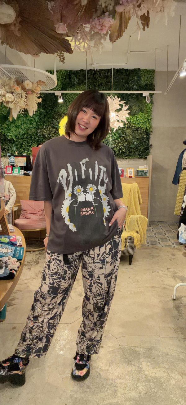 兔兔小雛菊眼鏡上衣 