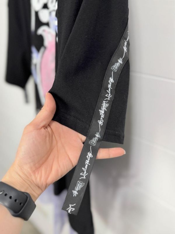 被吵醒生氣的加布拼接上衣 