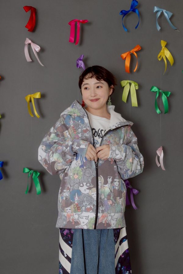 滿版娃頭都市連帽 