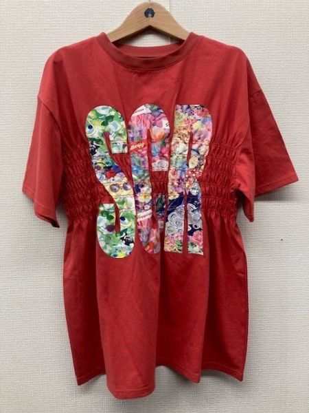 抓摺收腰Logo長版上衣 