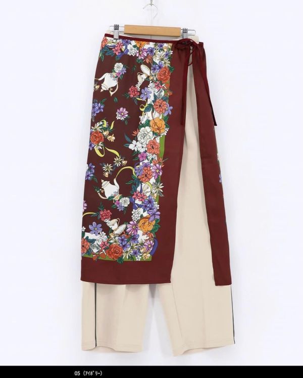 運動風花朵絲巾造型褲(可拆式) 