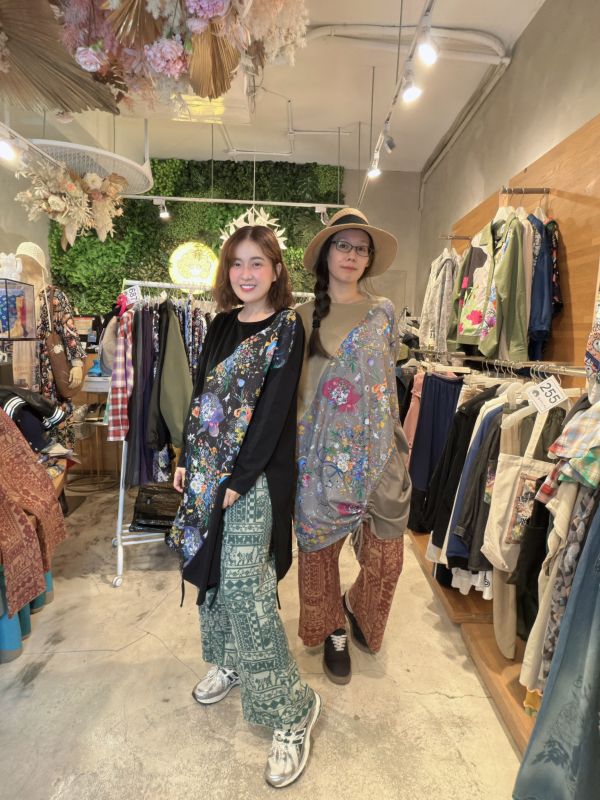 滿版圖騰針織寬褲 