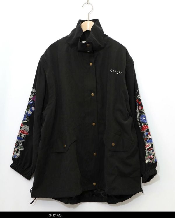 拆袖-蘑菇刺繡立領外套 