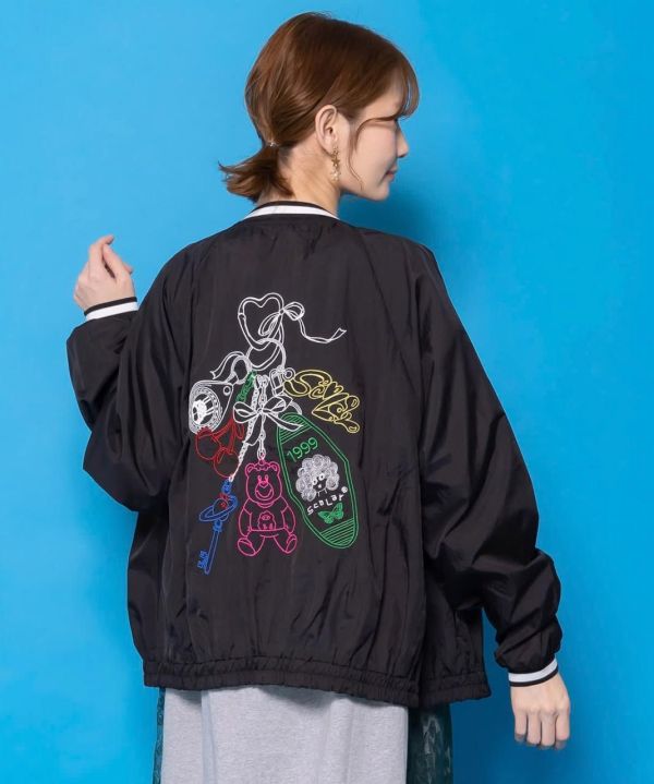櫻桃塗鴉掛牌吊飾外套 