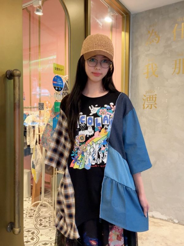 純棉彩虹拼接異材上衣 