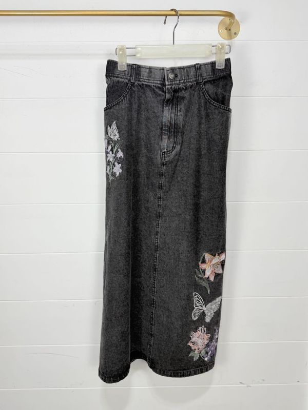 花朵刺繡牛仔裙 