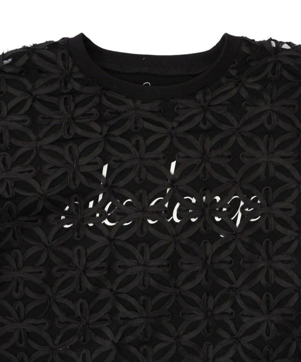 花朵蕾絲滿上衣 