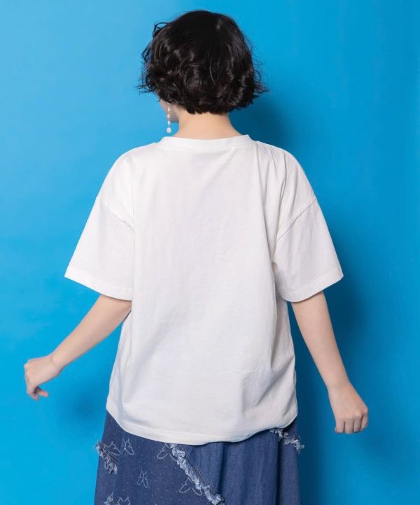 花朵曬衣架造型上衣 