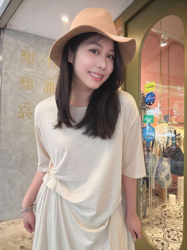 is scolar抓折造型洋裝 