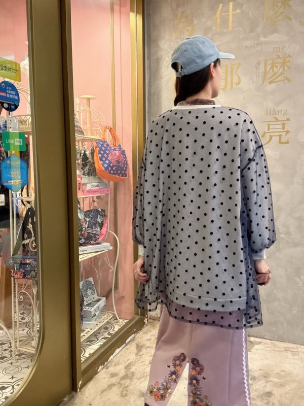 塔羅星空植絨點點紗上衣 