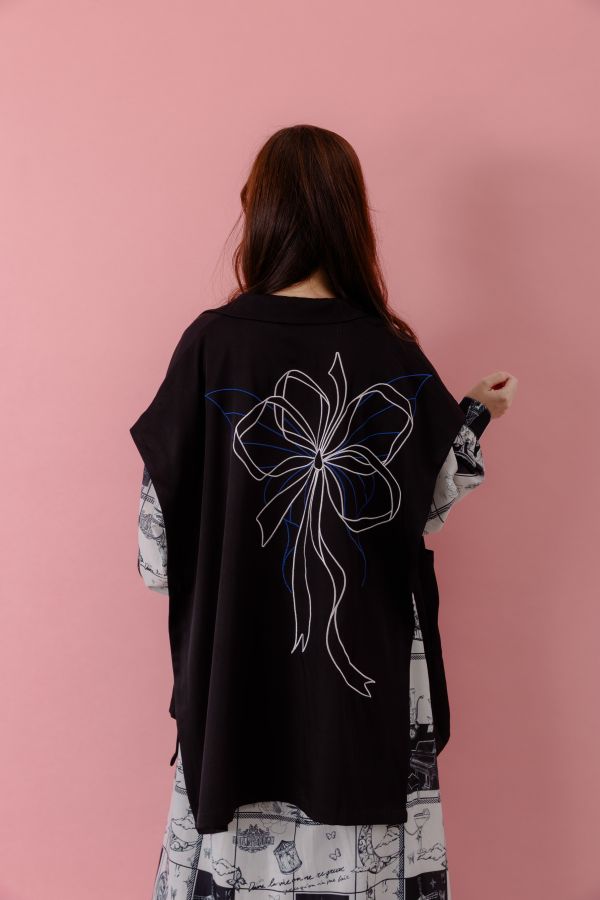 花朵線條背心外罩 