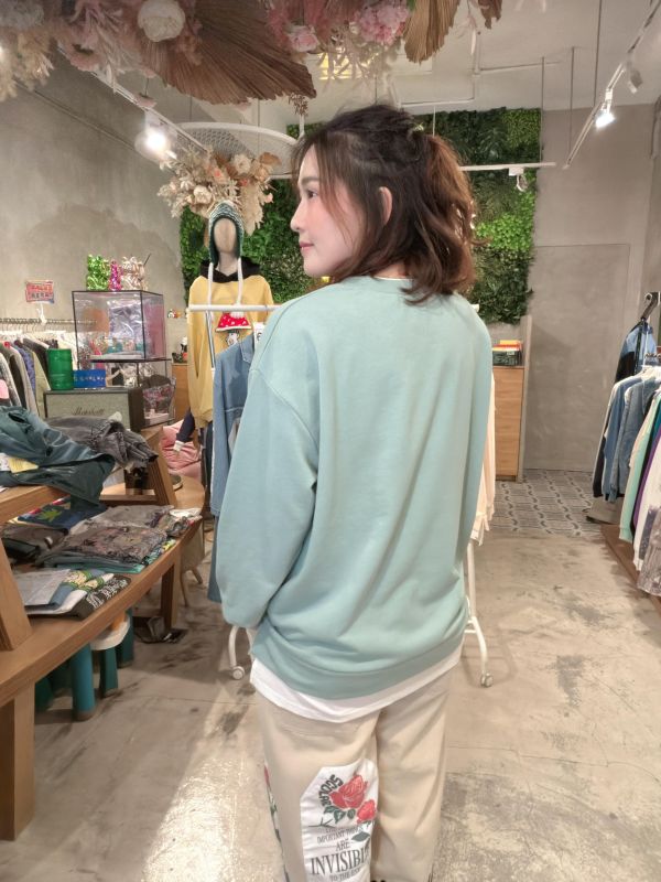 娃頭甜點誘惑假兩件上衣 