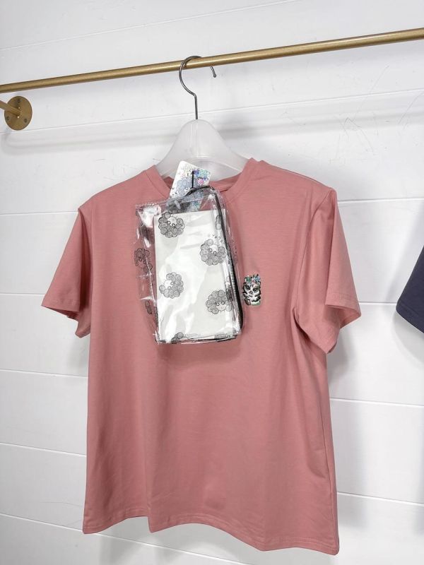 (附袋子T恤)N1刺繡紀念款上衣 