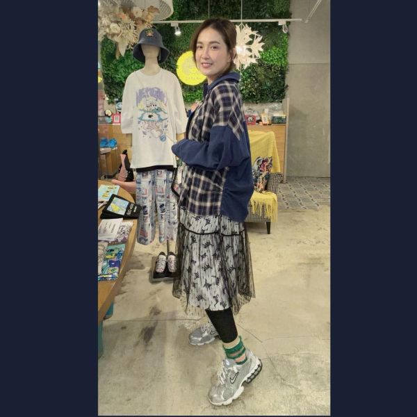 兔子刺繡格子拼接襯衫 