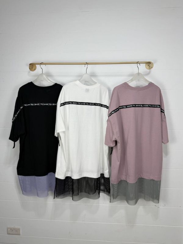 被吵醒生氣的加布拼接上衣 