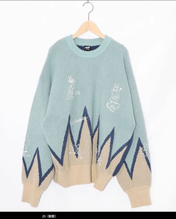 三角形漸層刺繡絨布針織上衣 