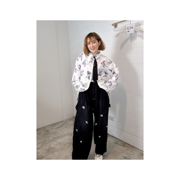 附領帶-帕丘薩塗鴉襯衫 