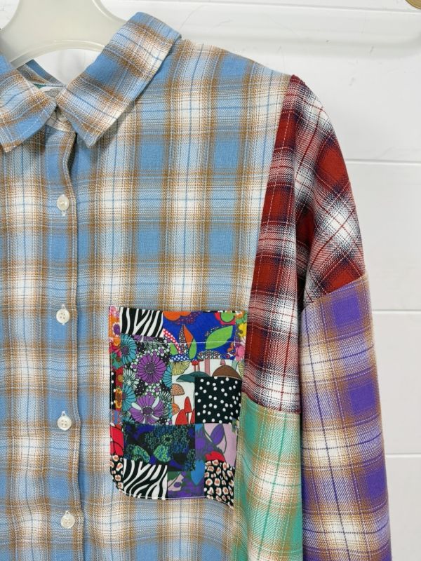 再生產-1月收到貨～格子拼接造型襯衫 