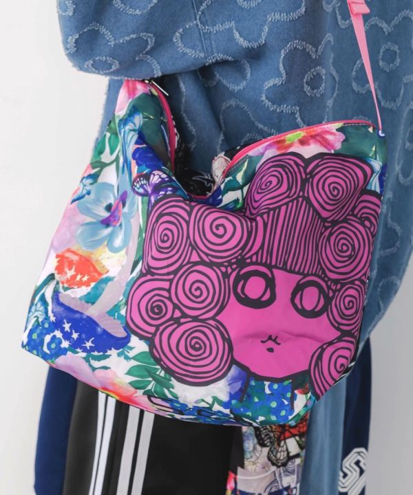 娃娃頭貓咪花朵側背包 