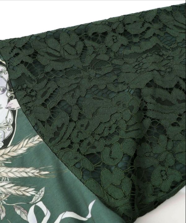 拼蕾絲紗貴族塗鴉造型上衣 