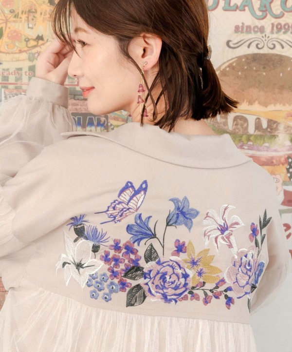 拼紗刺繡長版外罩 