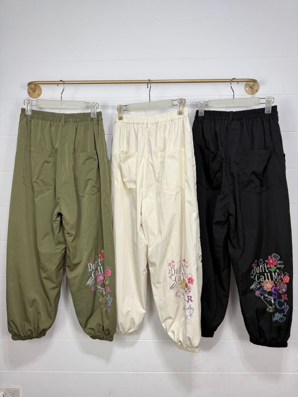 彩色娃頭縮口褲 