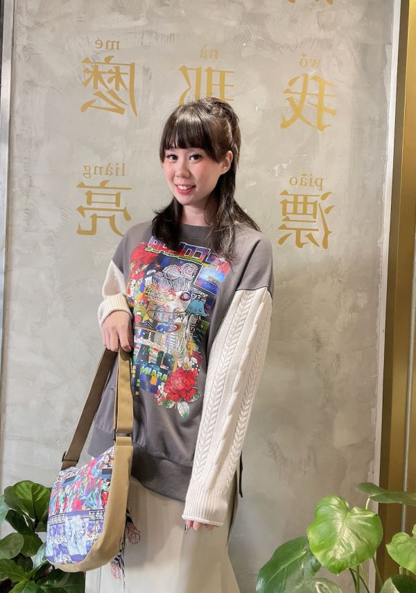 彩虹城市麻花袖上衣 