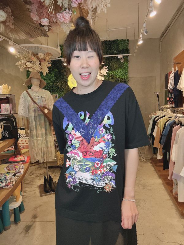 落日Ｖ蕾絲透紗上衣 