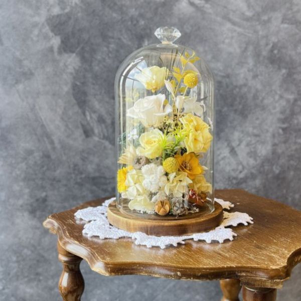 玻璃永生花盅(M) 玻璃永生花盅, 節慶永生花籃,   festival flower, table flower, basket flower, 不凋花, 乾燥花, 索拉花, 仿真花, 永生花,手提木盒桌上花, 長型木盒桌上花