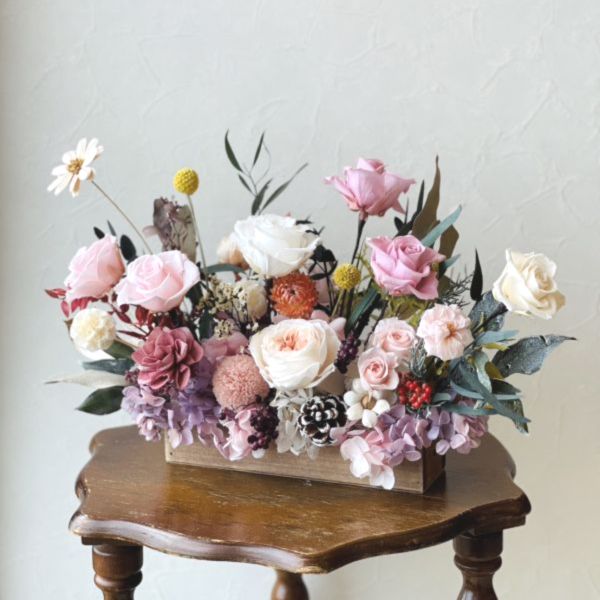 母親節特價_長型木盒桌上花-M 節慶永生花籃,   festival flower, table flower, basket flower, 不凋花, 乾燥花, 索拉花, 仿真花, 永生花,手提木盒桌上花, 長型木盒桌上花