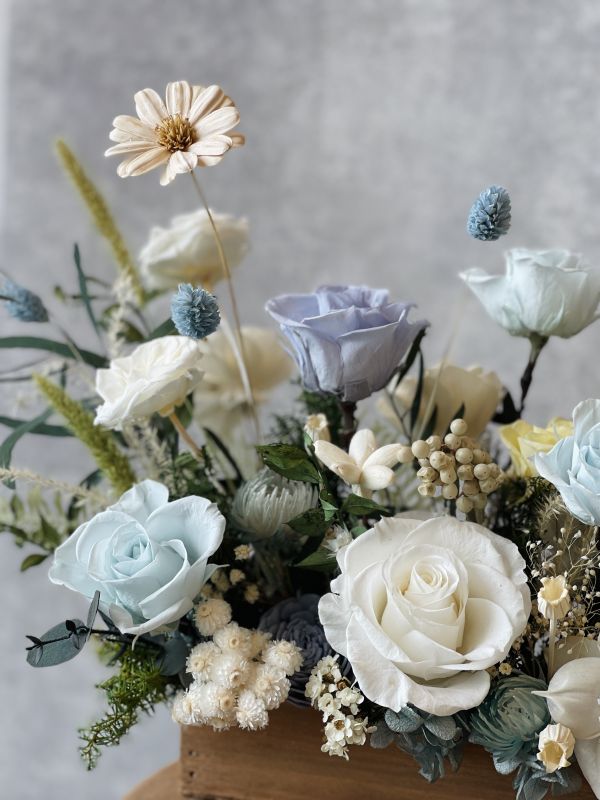 母親節特價_長型木盒桌上花-M 節慶永生花籃,   festival flower, table flower, basket flower, 不凋花, 乾燥花, 索拉花, 仿真花, 永生花,手提木盒桌上花, 長型木盒桌上花