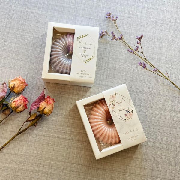 甜甜圈精油手工皂-1入/2入 甜甜圈精油手工皂,天然肥皂, 冷製皂, cold process soap