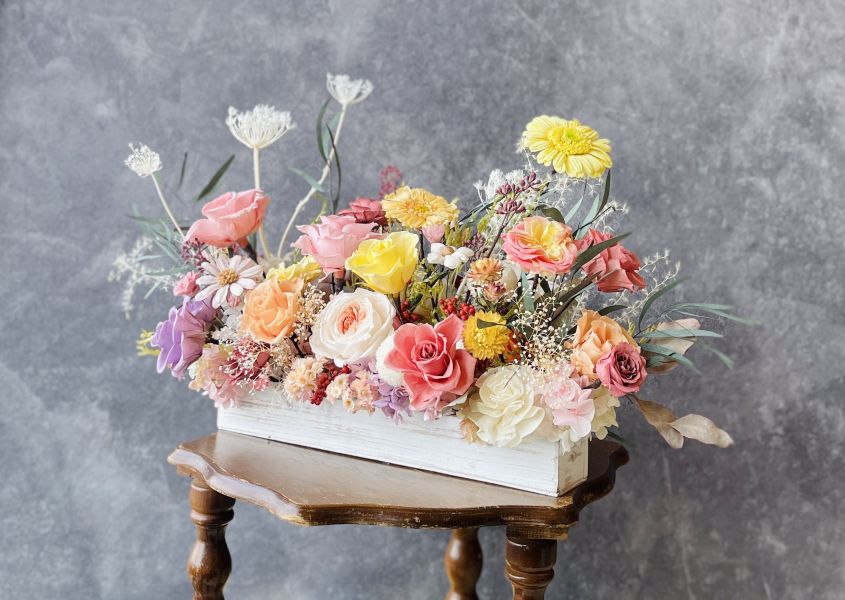 長型木盒桌上花-L 節慶永生花籃,   festival flower, table flower, basket flower, 不凋花, 乾燥花, 索拉花, 仿真花, 永生花,手提木盒桌上花, 長型木盒桌上花