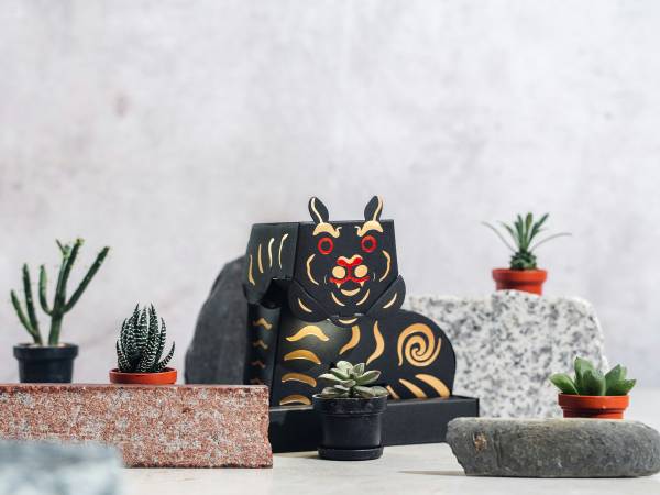 Paper Garden LED Mini Grow Light/ Tiger God- General Black Tiger Amulet 虎爺,黑虎將軍,下壇將軍,招財,新年,新春,送禮,迷你植物燈,多肉植物,室內種植,擋小人