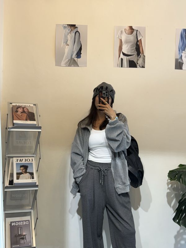 W013.壓折雙拉鍊外套 