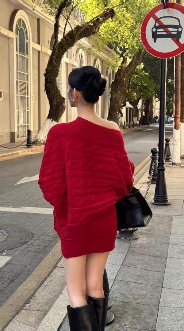 麻花露肩短裙套裝 