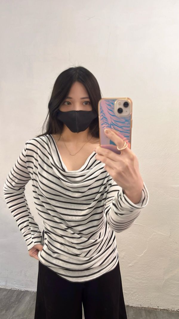 條紋綁帶上衣 