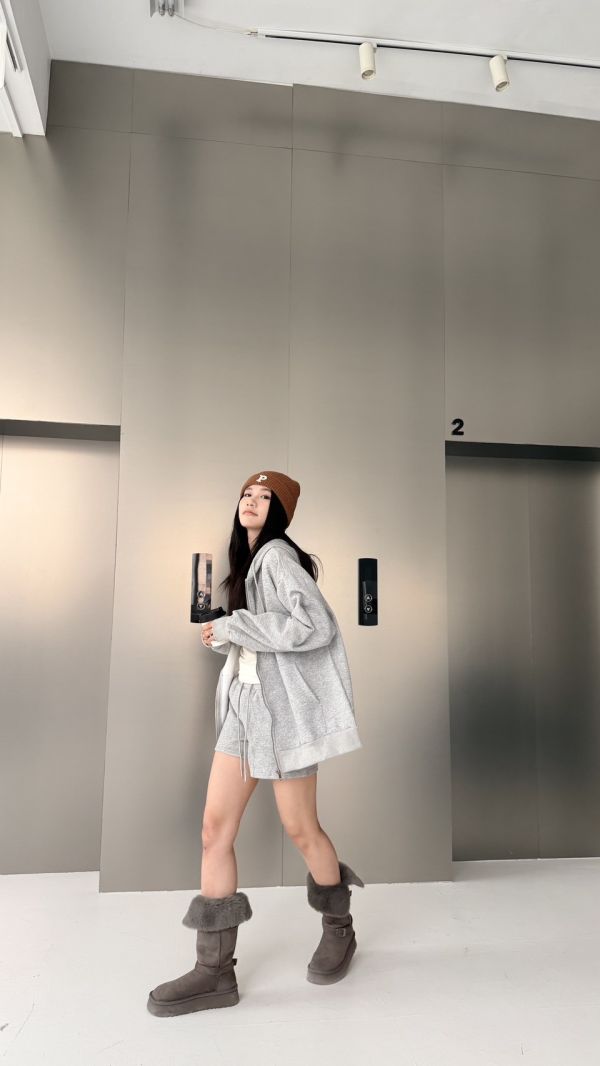 連帽短褲套裝（淺灰色） 