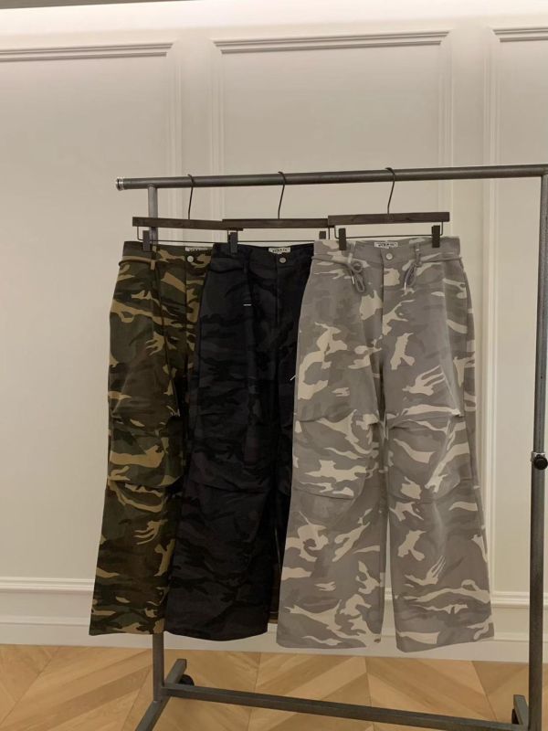 抽繩迷彩工裝褲 