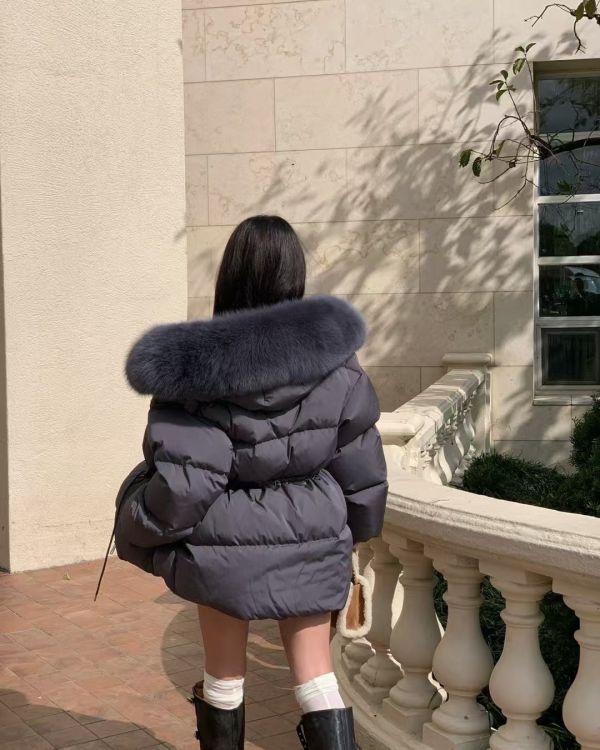 V024.鴨絨狐狸毛保暖外套 