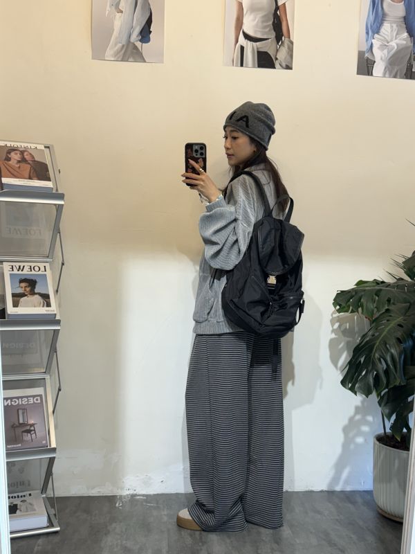 W013.壓折雙拉鍊外套 